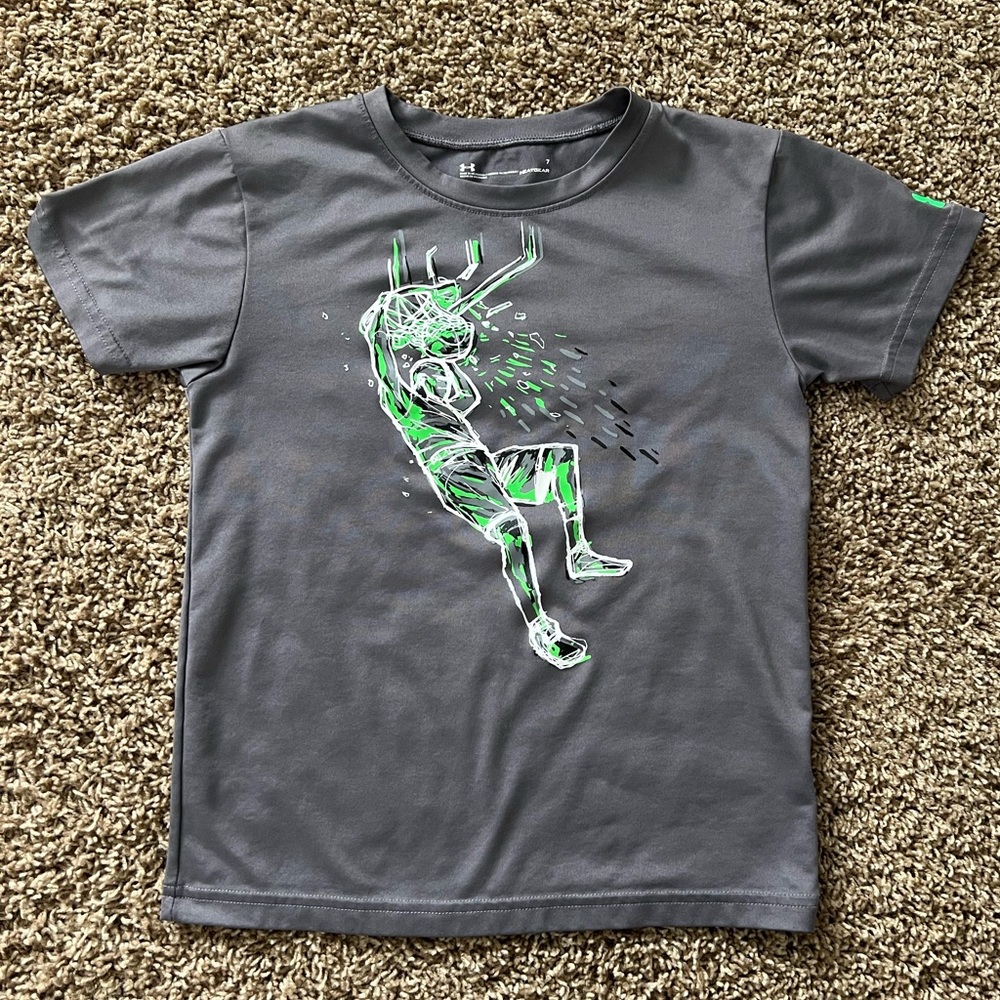 Boys Under Armour basketball tee